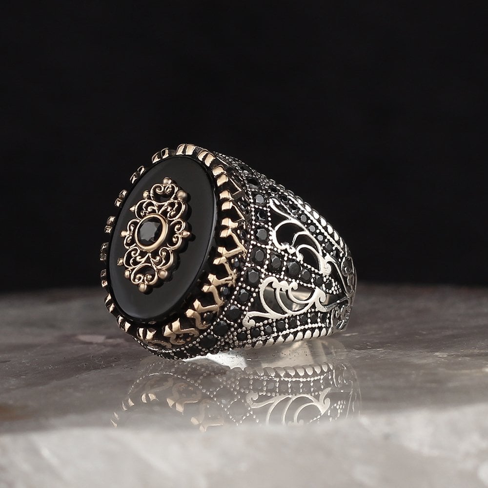 925 Sterling Silver Ring with Onyx Stone