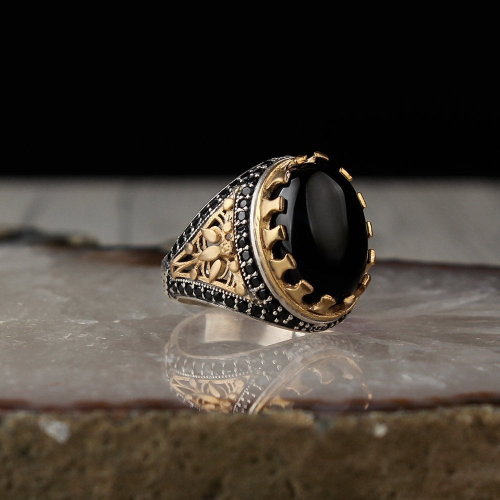 Onyx Stone Men's Silver Ring