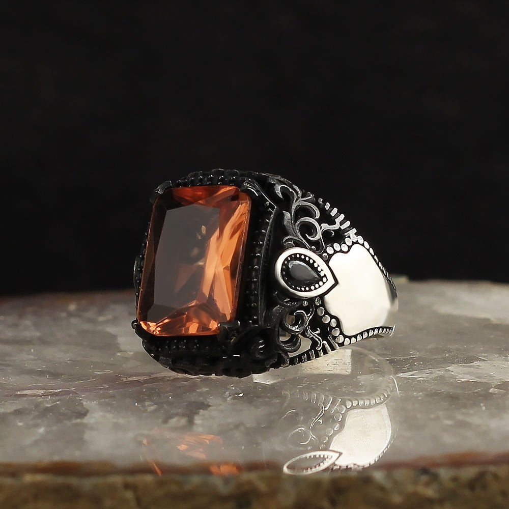 925 Sterling Silver Men's Ring with Zultanite Stone