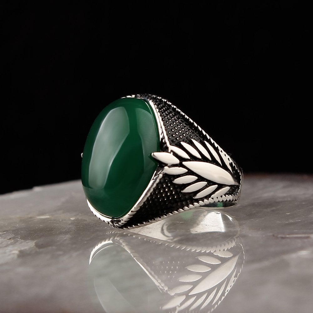 925 Sterling Silver Ring with Agate Stone