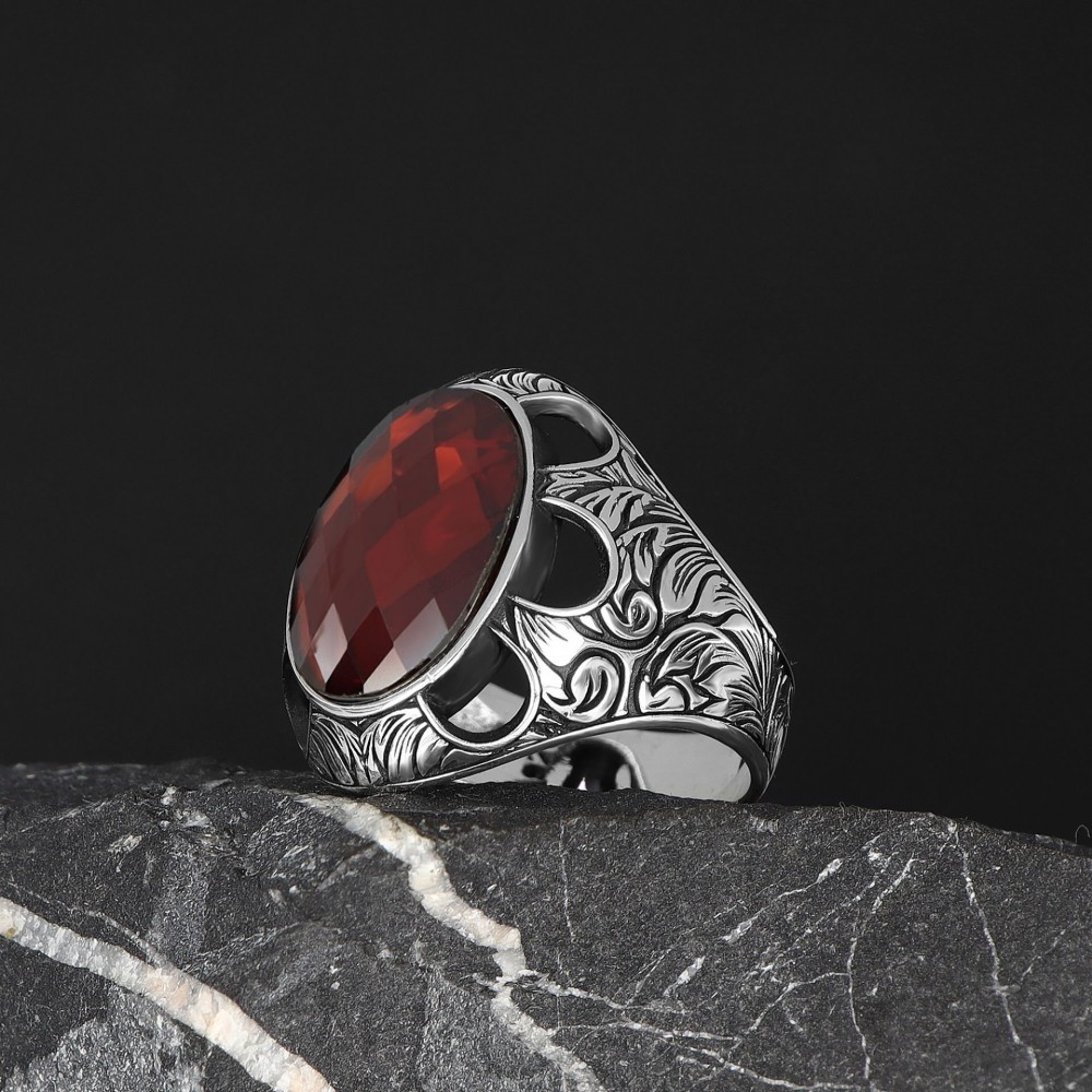 Hand Engraved  Model Garnet Stone 925 Sterling Silver Men's Ring