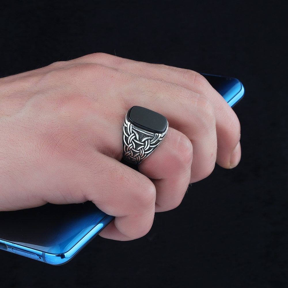 925 Sterling Silver Men's Ring with Onyx Stone