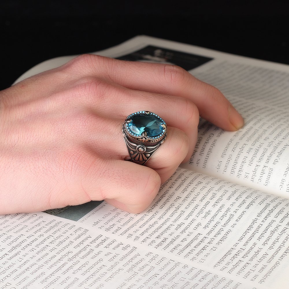 925 Sterling Silver Men's Ring with Blue Topaz Stone