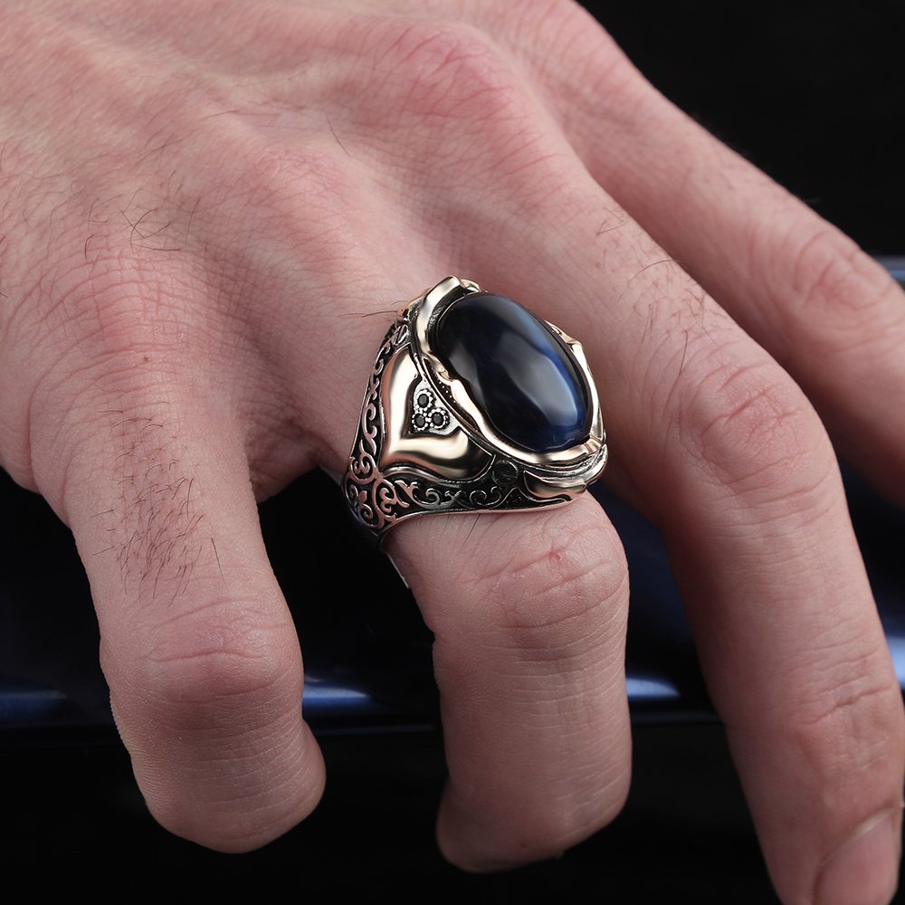 925 Sterling Silver Men's Ring with Blue Tiger's Eye Stone