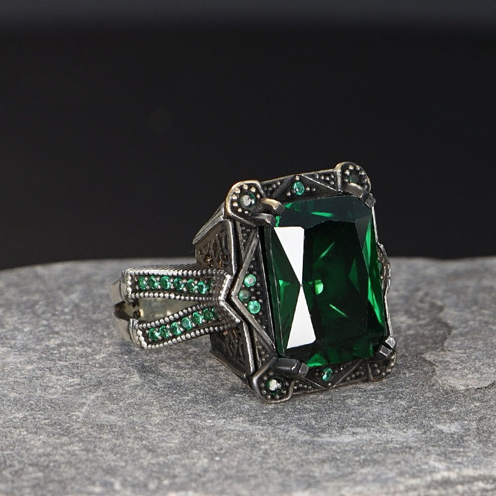 925 Sterling Silver Men's Ring with Zircon Stone