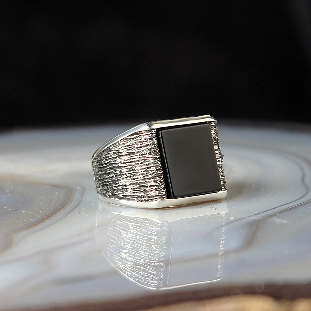 925 Sterling Silver Men's Ring with Onyx Stone