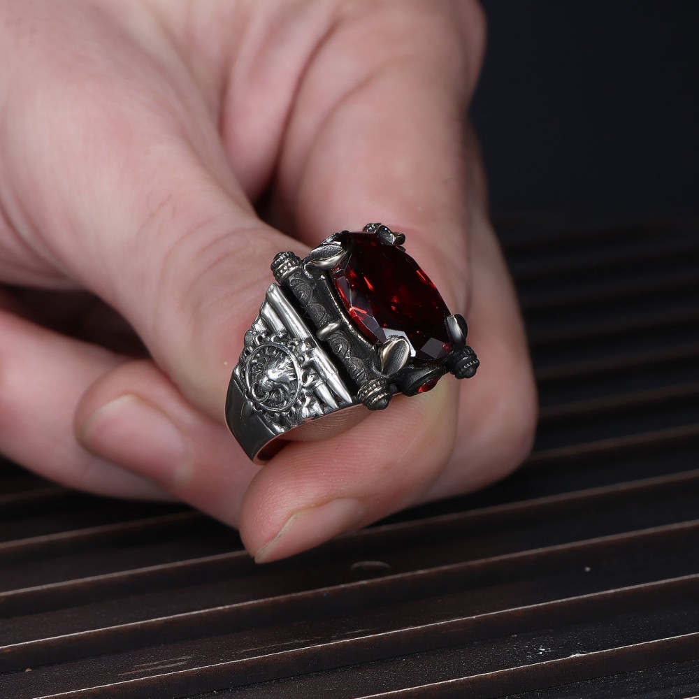 925 Sterling Silver Men's Ring with Garnet Stone