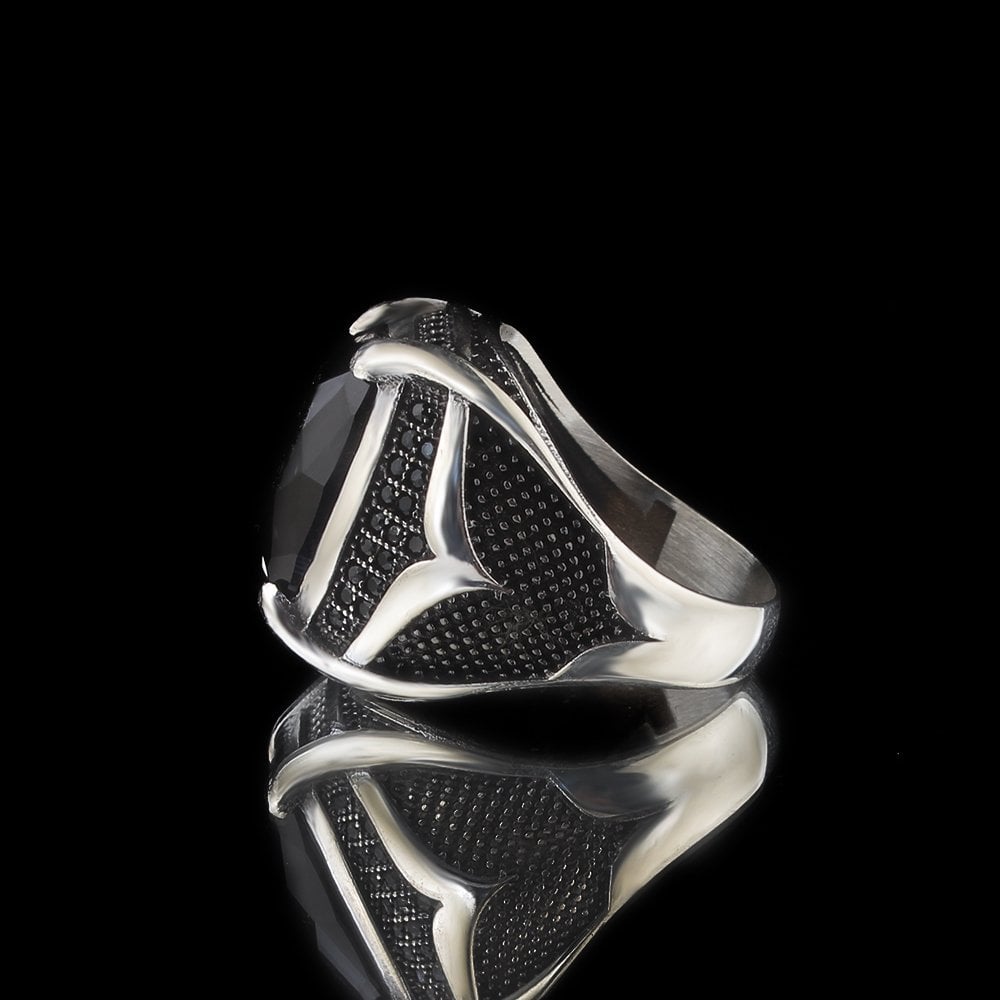925 Sterling Silver Men's Ring with Black Zircon Stone
