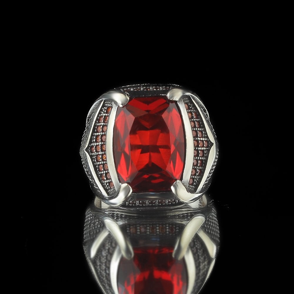 925 Sterling Silver Men's Ring with Garnet Stone